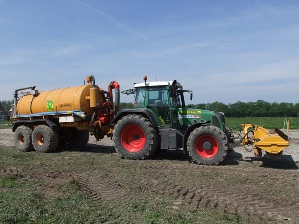 Trekker met waterwagen 12m3 - Rolbezem optie